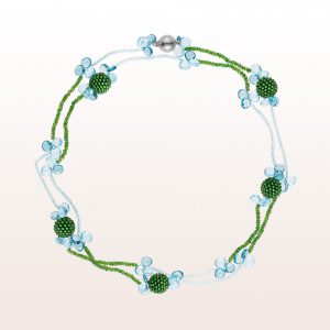 Necklace with jade coccinellas, topaz, aquamarine and diopside in an 18kt white gold clasp