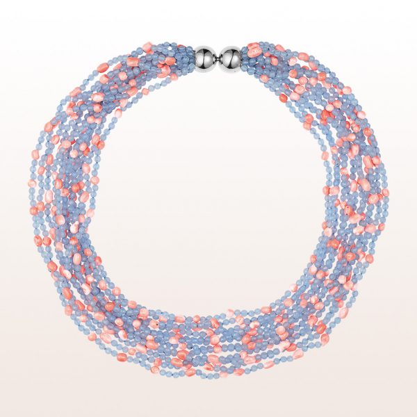 Necklace with chalcedony, pink coral and an 18kt white gold clasp