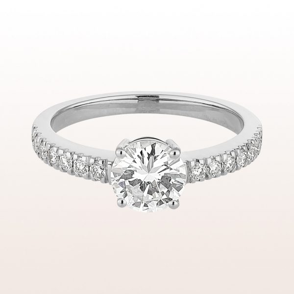 Ring with brilliant cut diamonds 1,08ct and brilliant cut diamonds 0,67ct in 18kt white gold