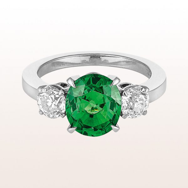 Ring with tsavorite 3,09ct and old european cut diamond 1,05ct in 18kt white gold