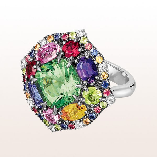 Ring with lime-green tourmaline 3,95ct, amethyst, peridot, multi-coloured sapphire, ruby, tsavorite and brilliant cut diamonds 0,11ct in 18kt white gold