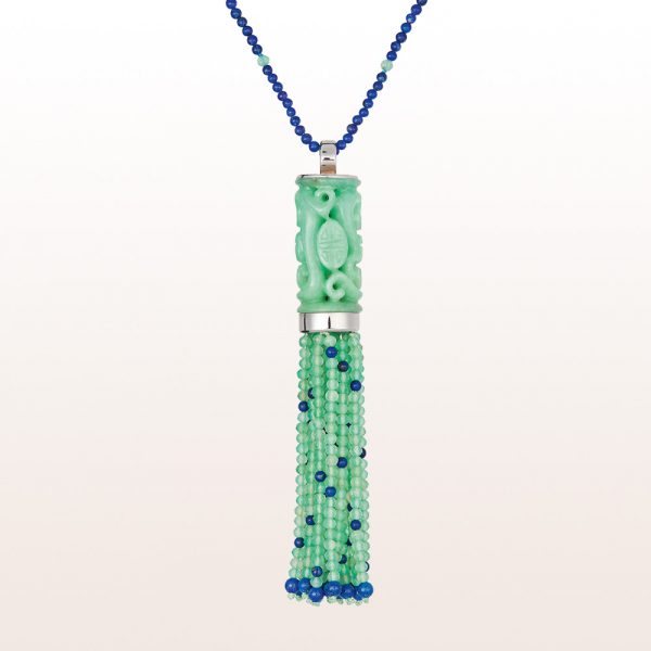Pendant with chrysoprase and lapis lazuli on a necklace with lapis lazuli in 18kt white gold