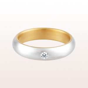 Wedding ring with brilliants 0,07ct in platinum and gold. Width from 4mm to 7mm.