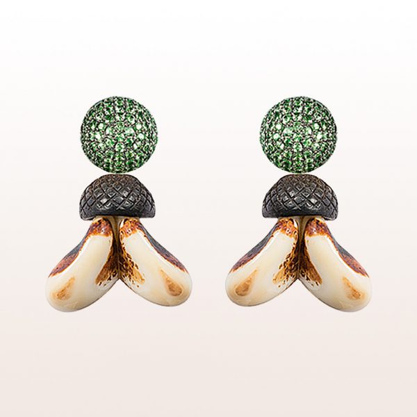 Earrings with tsavorite 1,16ct, ebony and Grandln in 18kt white gold