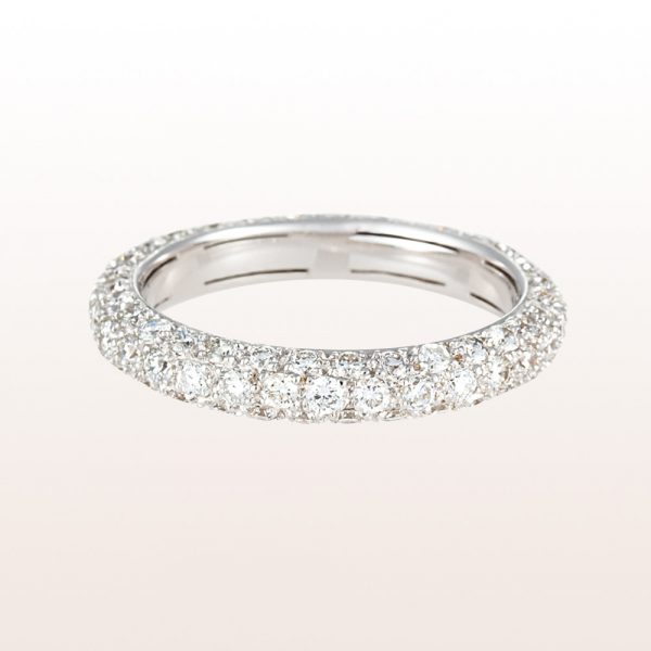 Eternity ring with brilliant cut diamonds 1,78ct in 18kt white gold 