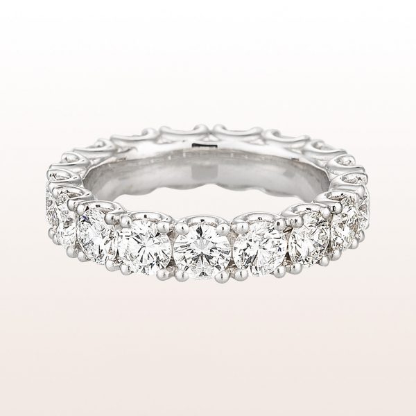 Eternity-ring with brilliant cut diamonds 3,65ct in 18kt white gold