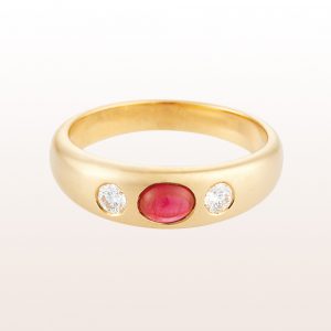 Alliance ring ruby cabochon 0,50ct and brilliant cut diamonds 0,22ct in 18kt yellow gold