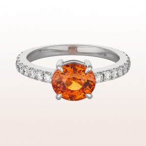 Ring with mandarin garnet 2,66ct and brilliant cut diamonds 0,78ct in 18kt white gold