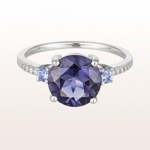 Ring with iolith, sapphire and brilliants 0,05ct in 18kt white gold