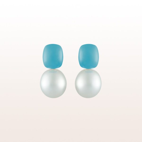 Earrings with turquoise 6,05ct and South Sea pearls in 18kt white gold.